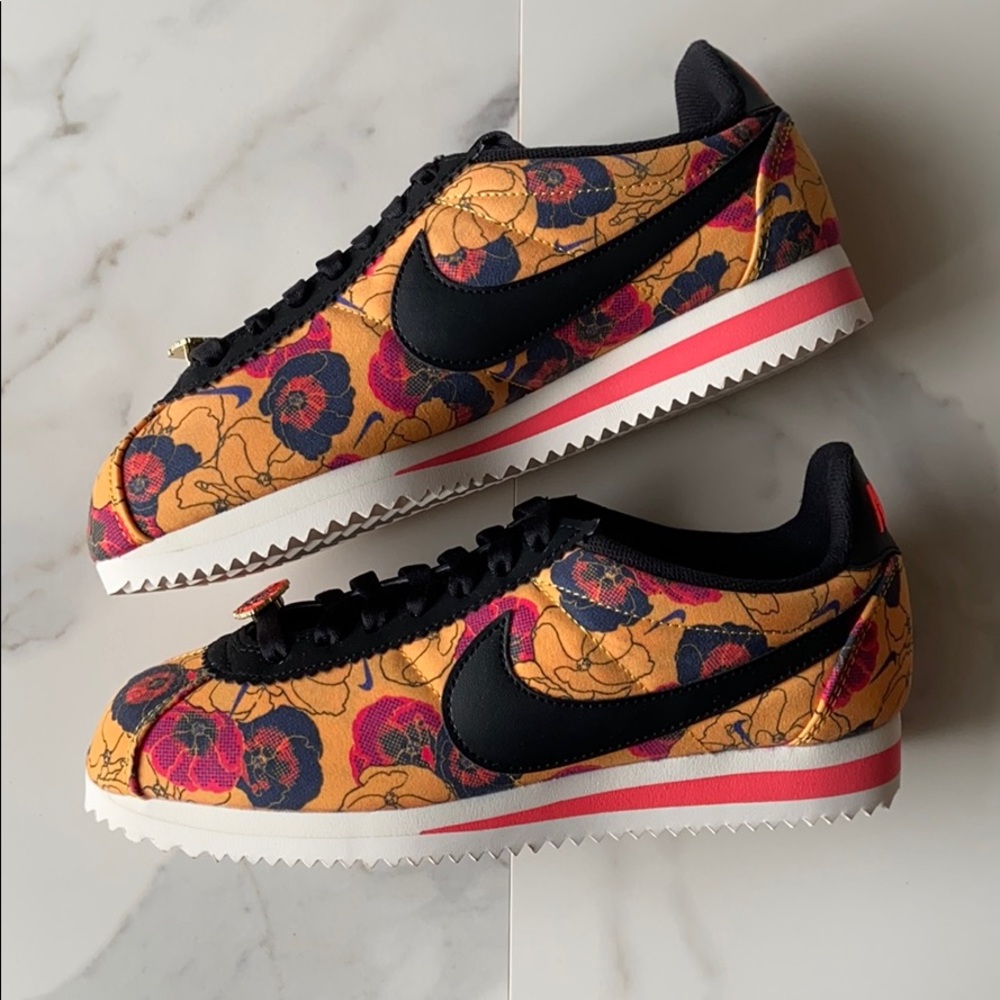 NWT Nike Cortez LX floral - Picture 5 of 7
